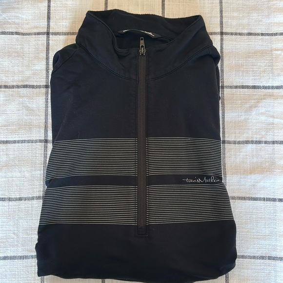 Travis Mathew Long Sleeve Quarter Zip - Picture 1 of 1